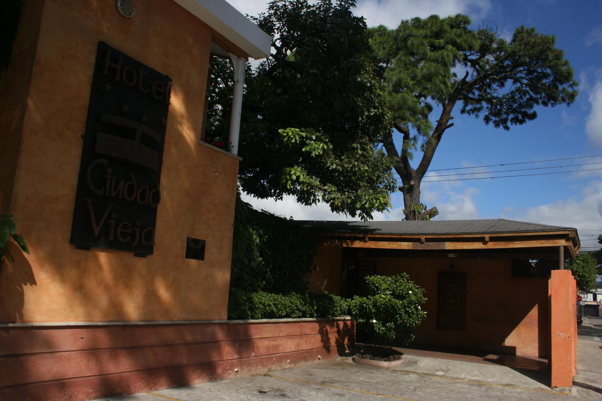 Hotel Ciudad Vieja Ville de Guatemala Extérieur photo