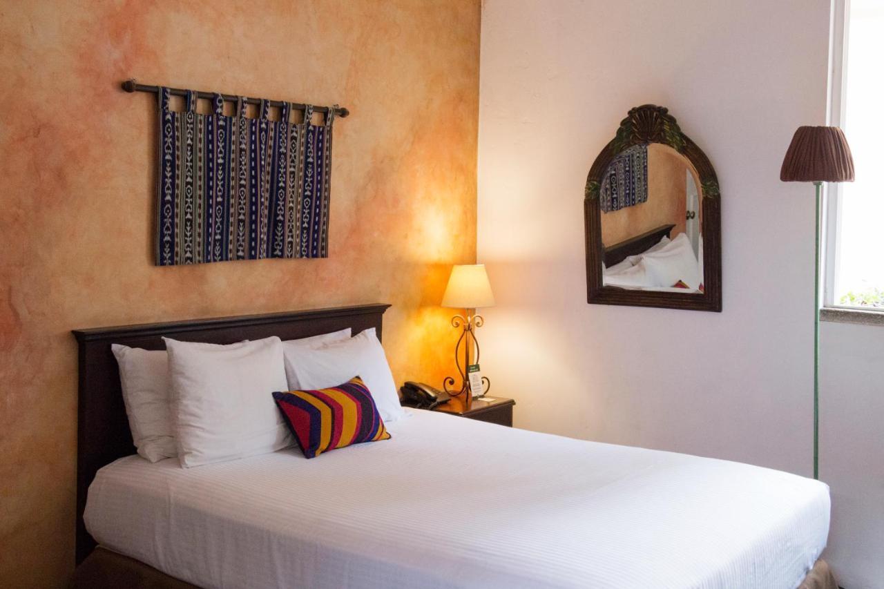 Hotel Ciudad Vieja Ville de Guatemala Extérieur photo